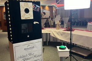 DD2251A5-12CC-429C-B8A7-0648B9A55368